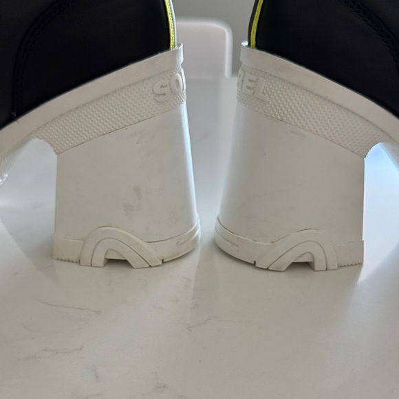 Sorel Waterproof Sherling Brex ChunkyHeel Booties in Black/Sea Salt Size 7.5 - Picture 6 of 11